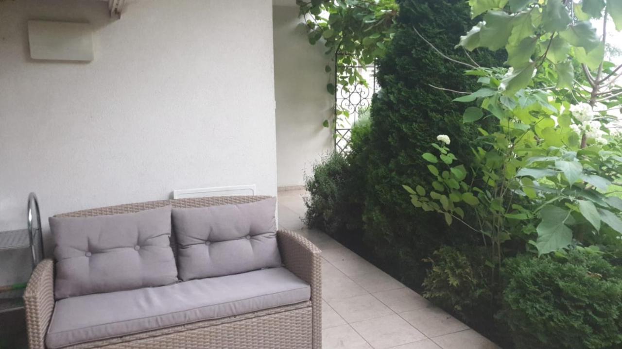 Apartment With Green Terrace 부르가스 외부 사진