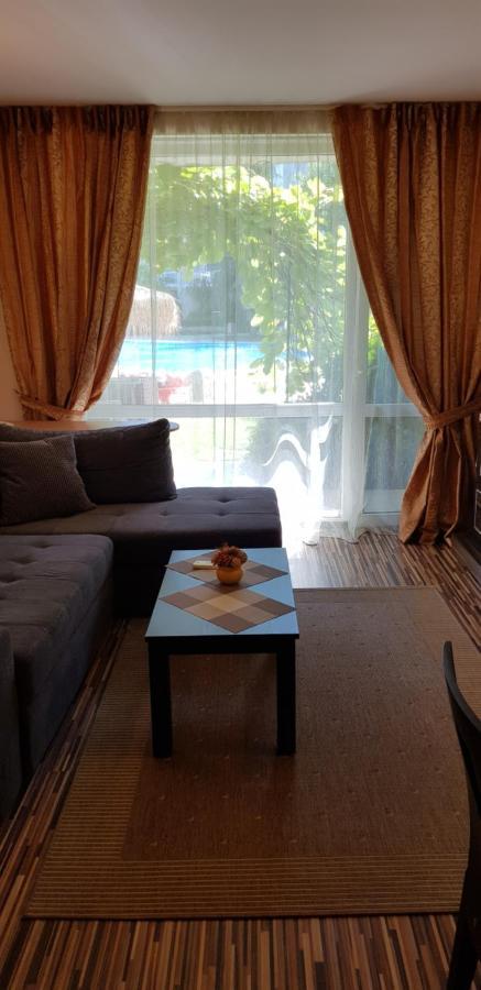 Apartment With Green Terrace 부르가스 외부 사진